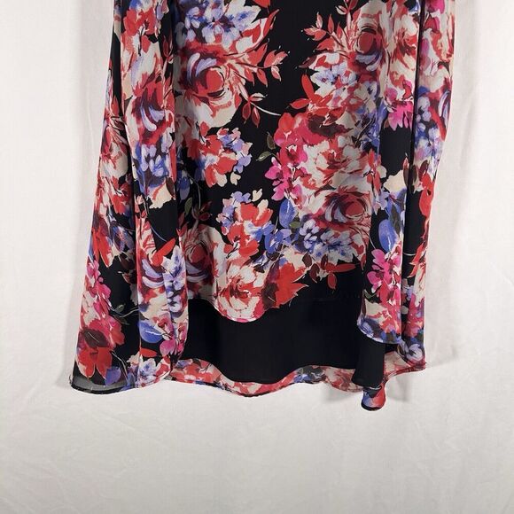 Torrid Sophie Blouse Women's 1 1X Black Red Floral Vneck Sleeveless Tank Top - Picture 9 of 9